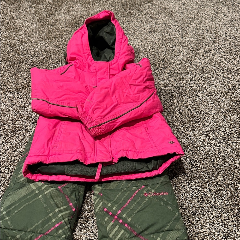 Columbia toddler 2 piece snow suit - Picture 2 of 3